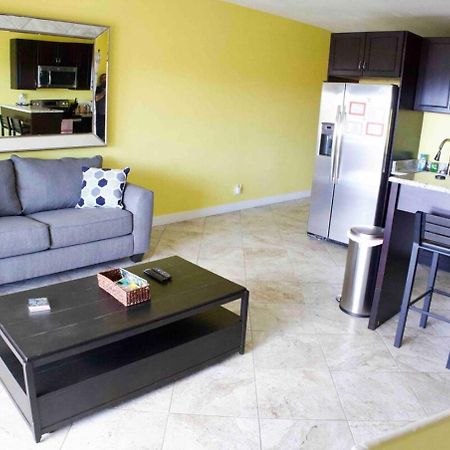 Couples Getaway 1Bed 1Bath Condo In Red Hook 나사렛 외부 사진